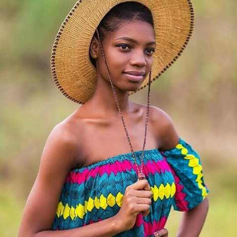 Keteke_TfT
#fashion#fashion bloggers #African fashion#glitz africa#keteke#bloggers#fashionworldwide#styles#designers #fabricmanipulation#couture#fashiongh#fashiontvgh.. photograph:@totalimagesolutionsstudios