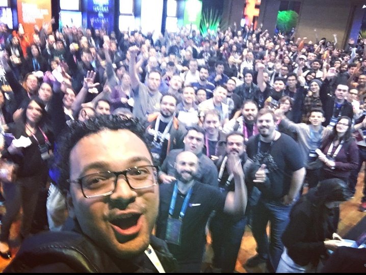 Magnator's tweet photo. As comunidades mais amadas estão todas representadas na 
#InterCon18 ❤️🙌🌟🌟🌟🌟🌟#InterCon2018 @ONerdzao @phpsp @THTBr #GoLangSP #DotNetSP @womakerscode @grupysp #soudev #TheVelopers https://t.co/lRVWDSZIYs
