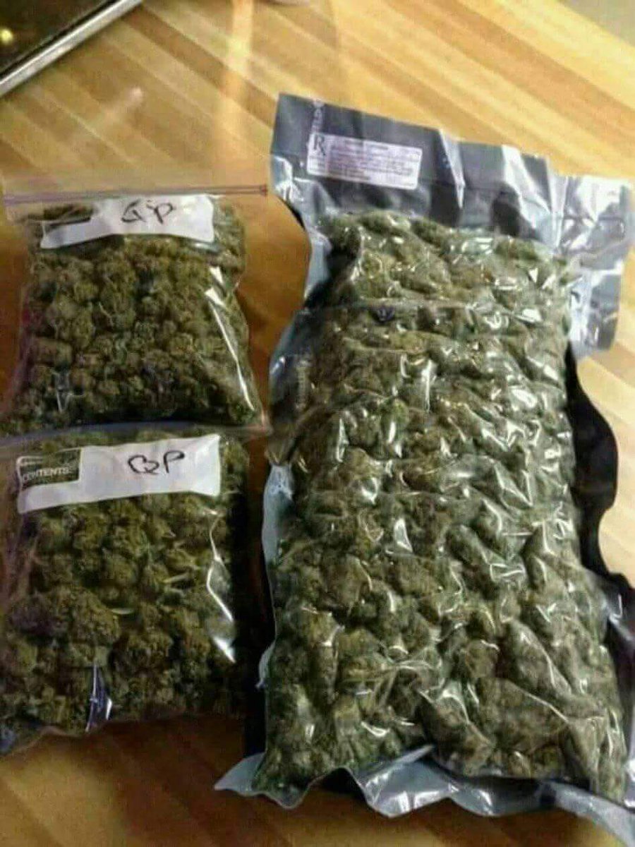 PascalRoland8's tweet image. Coly importer super medical