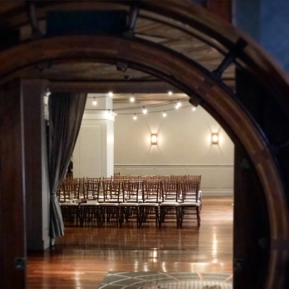 TheOldeBarPHL's tweet photo. Love is in the air. We will be closed today, Sat 10/6 for a private event. We will open Mon 10/8 for Happy Hour @ 5. To book a private event of your own, contact our events team at paevents@garcesgroup.com
#teamgarces #garcesevents #privatedining #garcesweddings #philadelphia https://t.co/wGQc7f9svb