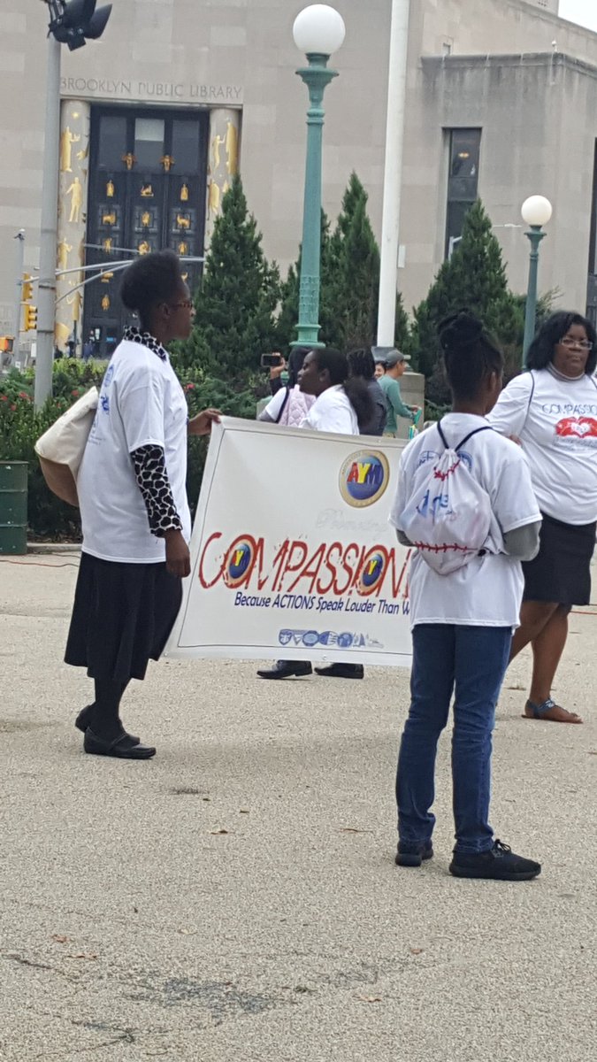 mayorsCAU's tweet photo. We were proud to honor the amazing young people of the #SDA #AtlanticUnionConference at their #CompassionRally in Brooklyn, after a service day in soup kitchens, shelters, and parks - embodying true compassion & proving #actionsspeaklouderthanwords. @GleanerFYI https://t.co/Smx2ucMHKk