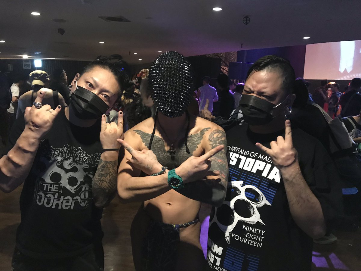 abarabob2323's tweet photo. #デパチ #デパートメントH
#高田馬場 #SIGNAL #RYO #PSYCHO #abarabob2323 #どう見ても敵キャラ
#スタッズマン #FLASHBACKER #13
ハジメテ来たけど、自分のやりてー事自由にやっとる人達がやっぱ最高だな。 https://t.co/ULwTeD8RsZ