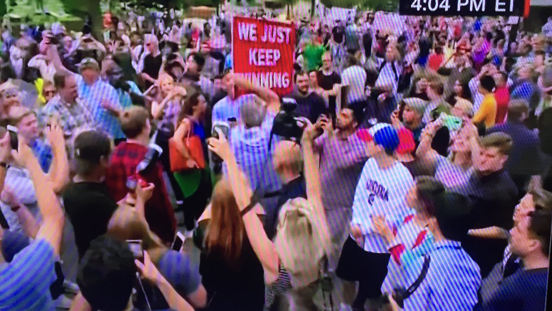 ericmaksym's tweet photo. @DeplorableChoir Congratulations to #JusticeKavanaugh from the #SupremeCourtProtest @realDonaldTrump #thankyou #lovewinning #maga #MAGA2020 #TrumpTrain2020 #USA #ENDABORTIONNOW https://t.co/NAFiJs3iTq