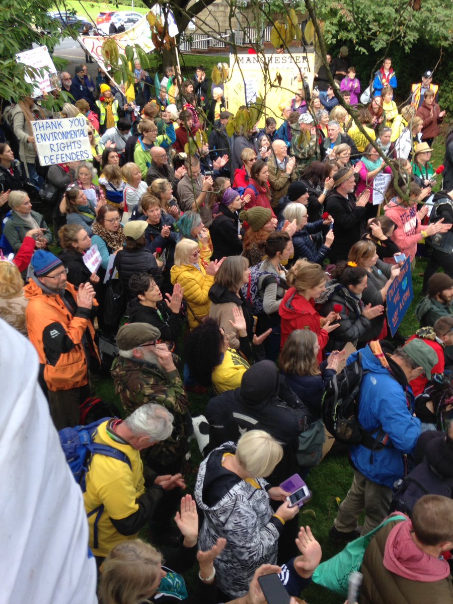 FrackdownC's tweet photo. We just heard @nickmulveymusic dedicated his #Buxton gig to the #FrackFreeFour tonight! While people gathered in #Edinburgh and marched on #Preston prison to call  #FreeTheThree the #AntiFracking join us in #Sheffield for #FrackdownCarnival https://t.co/OoXP2O72Q6 https://t.co/85O8osSZV6