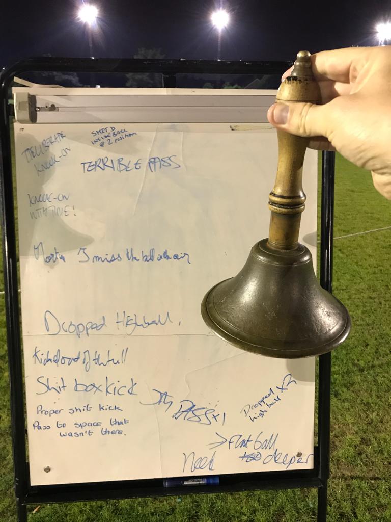 Nick_Wilko_'s tweet photo. #parRugby
#MagicAcademy
Another great idea from the #MagicFactory that is @sidcuprugby
Credit to @chrisjones80 for the idea.
At training on Thursday (4.10.18) players had to Ring the #MagicBell & write the unforced error they'd made & needed to correct themselves.
#RuleOfThree https://t.co/hqcux9damW