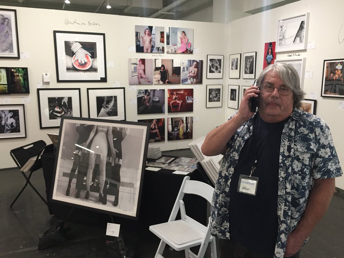 Artist @JohnWaiblinger live in person today at <a href="/FanfareLA/">FANFARE-LA</a> <a href="/photoindep/">Photo Independent</a> in LA.
#FanfareLA #PhotoIndependent #FFLA #DTLA #JohnWaiblinger #FabrikExpo