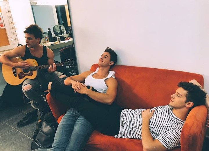 ROCKBALSANO's tweet photo. Relax 😴 https://t.co/9jPGsAcx8U