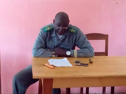 AideGuinee's tweet photo. Le tour de formation dans la prefecture de #mamou dans la sous prefecture de #Tolo sur l'enregistrement des naissances des enfants avec les OCB, Agent de Santé et L'Agent de l'Etat civil @OSIWA1 @osiwaguinee @osiwa #MaisonMere #UJAD et @ONGQVP https://t.co/i8o1eu5r7A