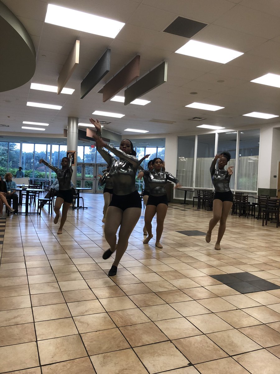 Nelsep4's tweet photo. The talent at #STEMCraft2018 is insaaaaaaaane!! https://t.co/R2wTPkCFtC