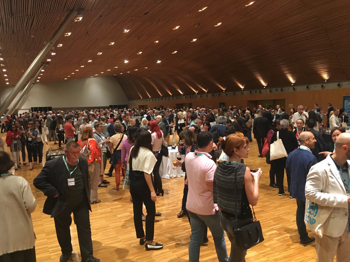ecnptweets's tweet photo. Welcome reception: meet and network with fellow congress participants #ecnp2018 #welcome https://t.co/stfVd4V7Mj
