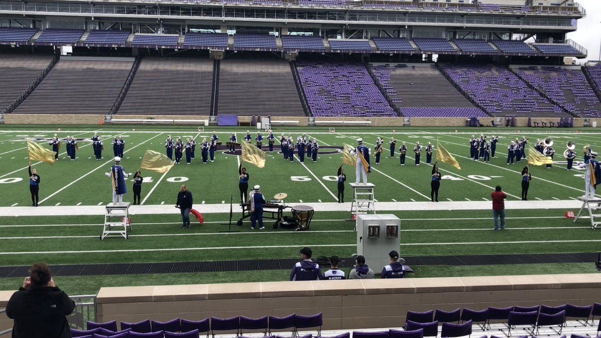 center58bands's tweet photo. Center High School Marching Band performs at the K-State marching band festival! #findyourcenter #CenterSD #center58bands https://t.co/EJRHr6qJAn