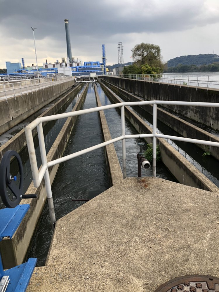 NACWA's tweet photo. Thank you to @ALCOSAN for a great Insider Tour as part of @doorsopenpgh - an interesting and informative afternoon learning about the wastewater treatment process! #CleanWaterIsOurLife https://t.co/jkxcstjxx6