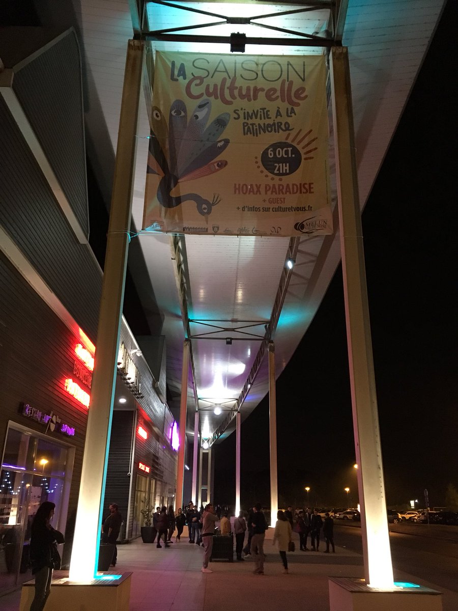 AggloMVS's tweet photo. π #IfWeFall et @hoax_paradise en direct de la patinoire #LaCartonnerie pour la promotion de la #saisonculturelle1819! #LePleinDeFraicheur #concert βοΈ
Toute la culture sur #melunvaldeseine est Γ retrouver sur https://t.co/OUTGYsTDF9 https://t.co/n2fO8CfOBu