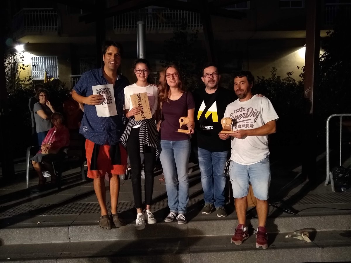 fab_casadelmig's tweet photo. Entrega de premis del #Rutapp 2018, gràcies a tots per participar!!! Molt bones proves!! https://t.co/n24nh7fY27