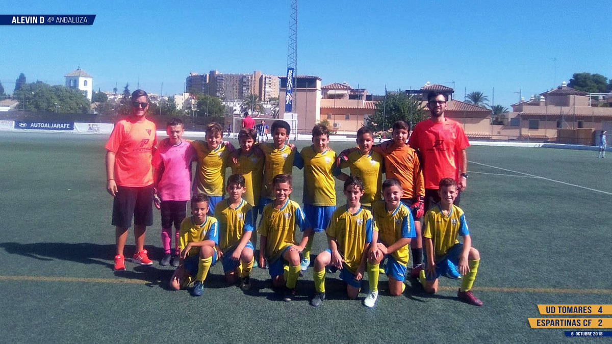 UD_Tomares's tweet photo. 📸 GALERIA | Unión Deportiva Tomares #Temp1819 ⚽️ https://t.co/51UVFZi5yf