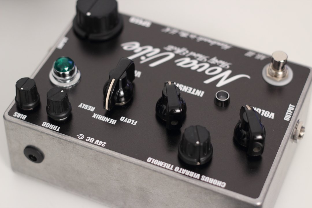 thirtythirdfx's tweet image. Just finished a Nova Vibe Mk 3. Contact thirtythirdeffects@gmail.com if interested.