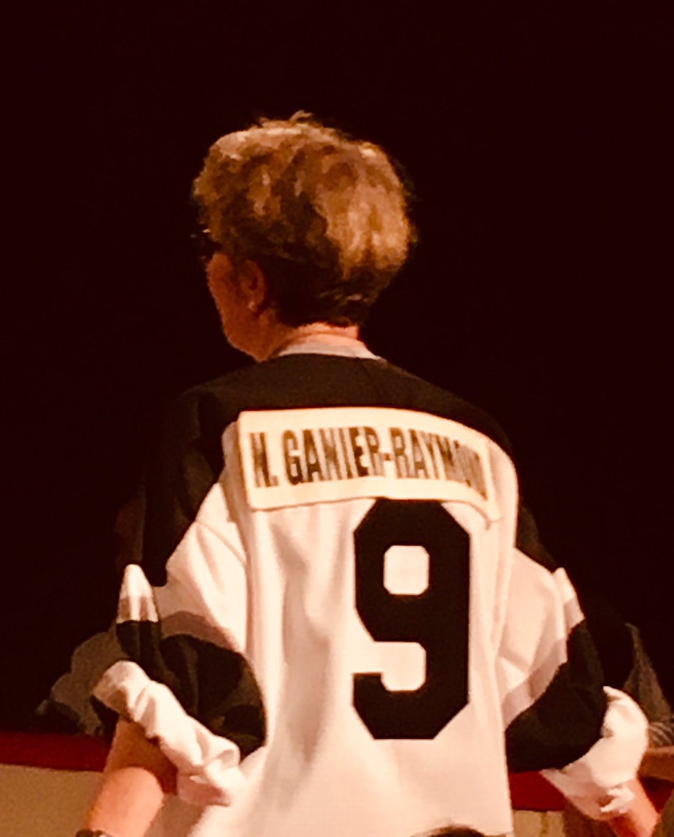 ChandlerSala18's tweet photo. Ce soir, au Patronage Laïque du 15ème, un énormissime match d’improvisation #LIBAP vs #LIBAP : Vive la @impro_Libap !!! https://t.co/GvLynAfcso