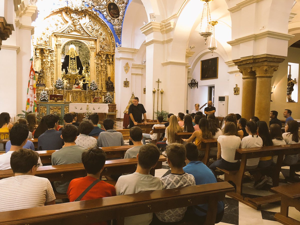 jmvcabra's tweet photo. Hoy comenzamos un nuevo curso. #tienesunfuturollenodeesperanza #JMV @JMVesp https://t.co/vx5bCxvLY2