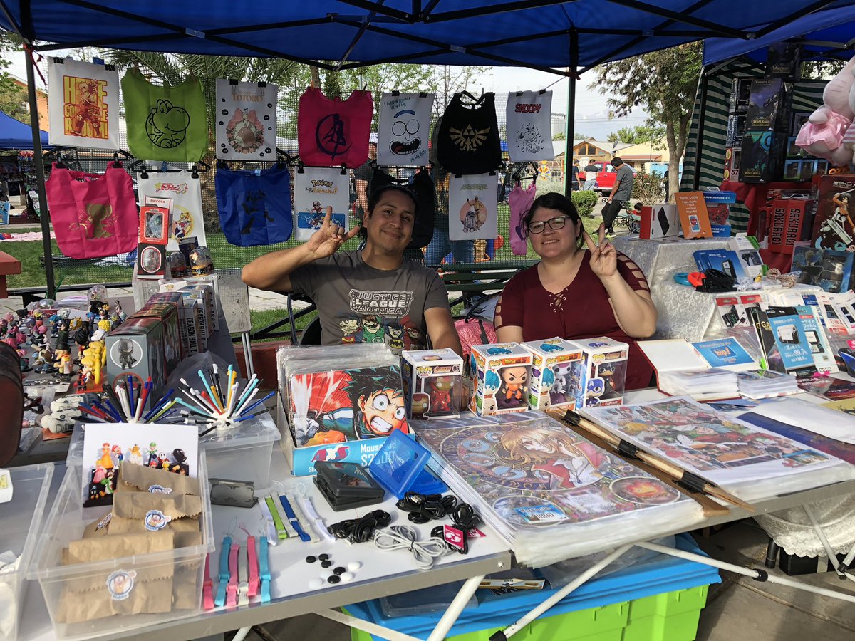 MuniCerrillos's tweet photo. Seguimos en el cierre de Talleres del #ProgramaJuventud de la #Municipalidad de #Cerrillos. Muestra de talleres y stands de emprendimientos jóvenes se lucieron esta tarde en la Plaza Gabriela Mistral👏🏻. https://t.co/efVvS6JNZZ