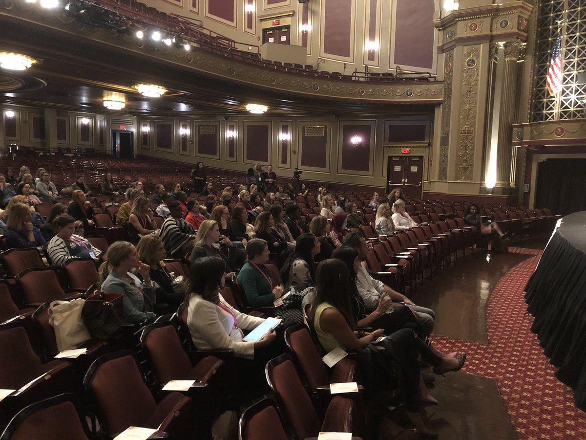Jorge_Elorza's tweet image. I'm more hopeful for the future because of orgs like the @ladyprojectorg that are empowering women to speak truth to power, run for higher office and change the world. The residents of #PVD join me in thanking The Lady Project for the work they've done to better our community!