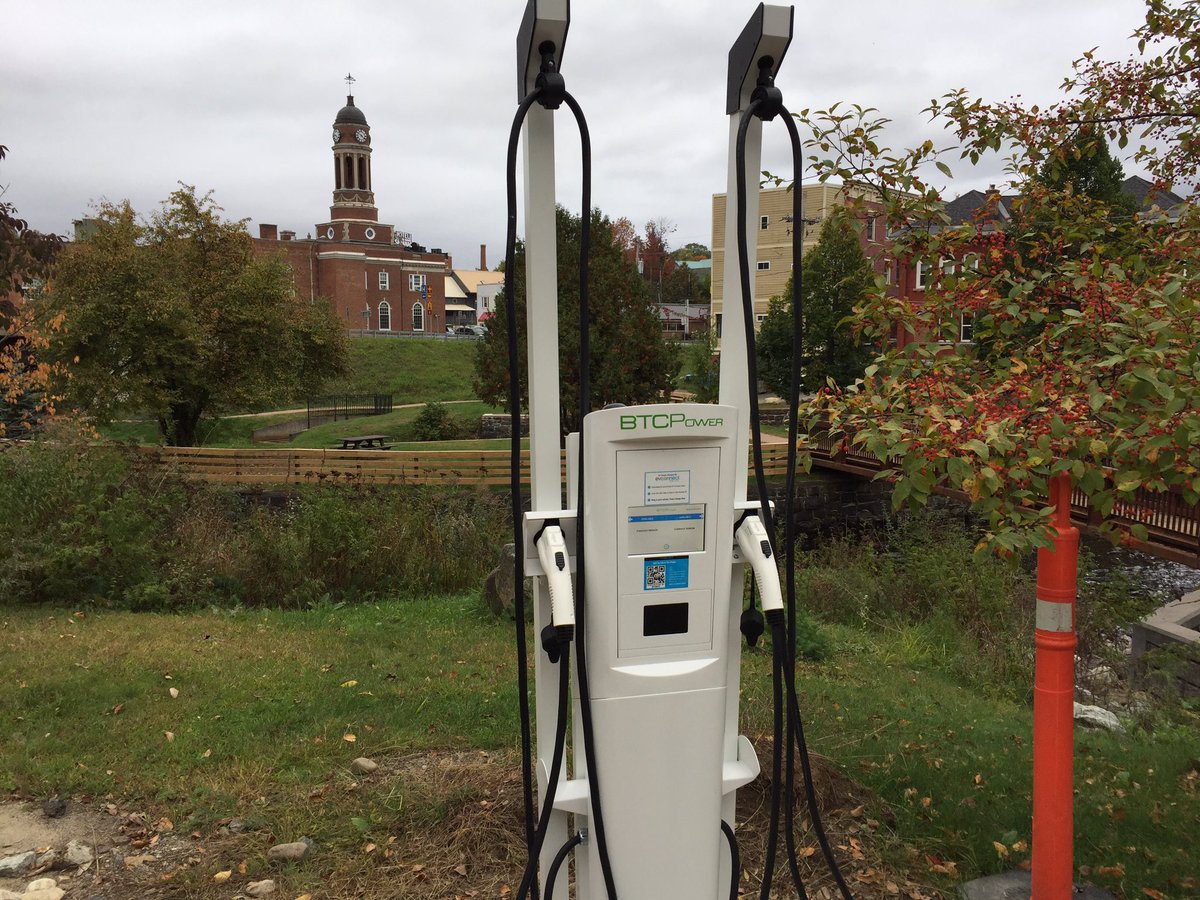 PlugInSites tweet media