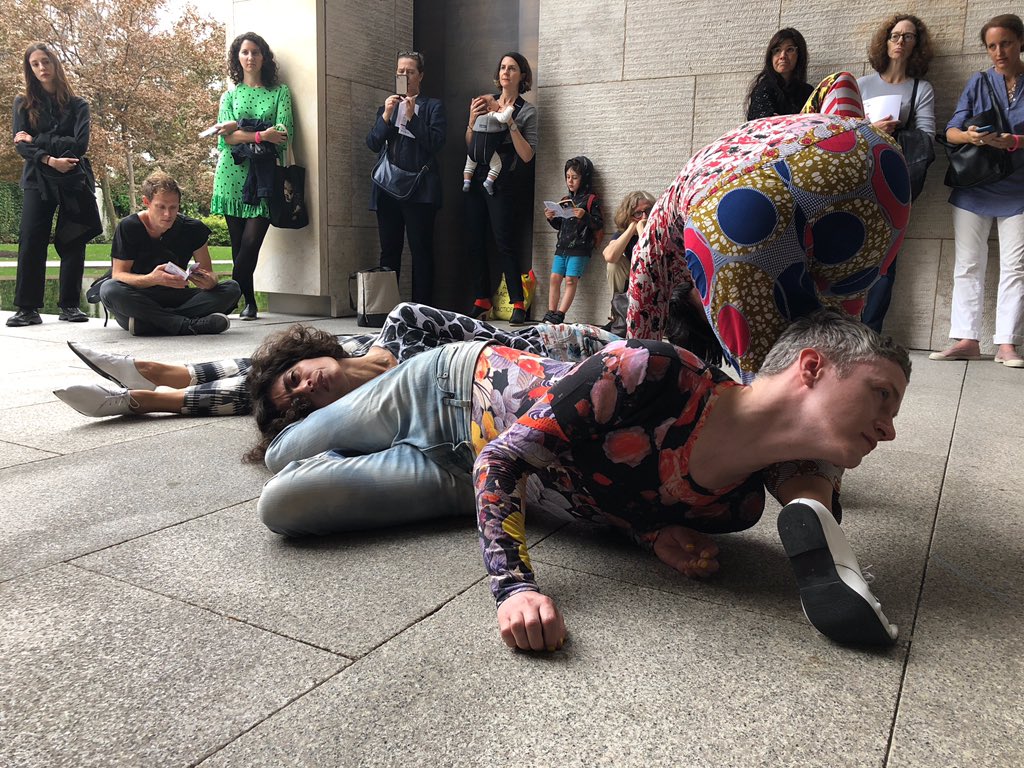 the_barnes's tweet photo. If you’re #seeingtheBarnes today, expect something like this.

Join us through 9 pm for this one-day only live exhibition of dance by @phlpmd @DrexelWestphal #phlpmd
FREE. Just walk or 💃 up. https://t.co/hJaqgqQiGc
