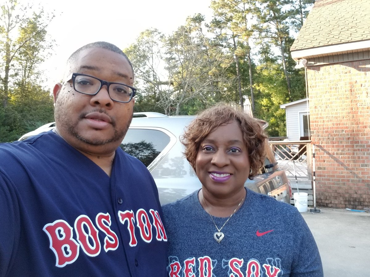 DrWrightSupt's tweet photo. Representing the best!!!! #game2tonight https://t.co/wcsO9Z0GQD