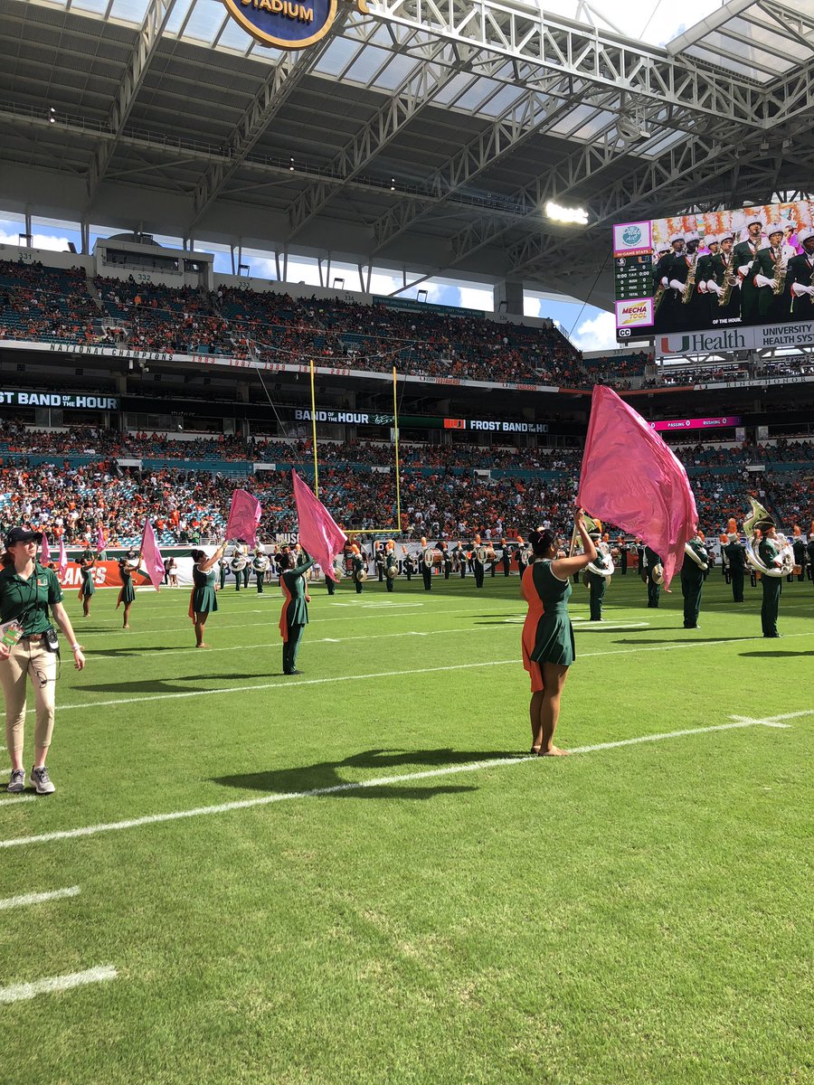 atperez_md's tweet photo. #UMPinkGame @SylvesterCancer Flag ceremony and game in honor of breast cancer survivors! https://t.co/mkVnTekm34