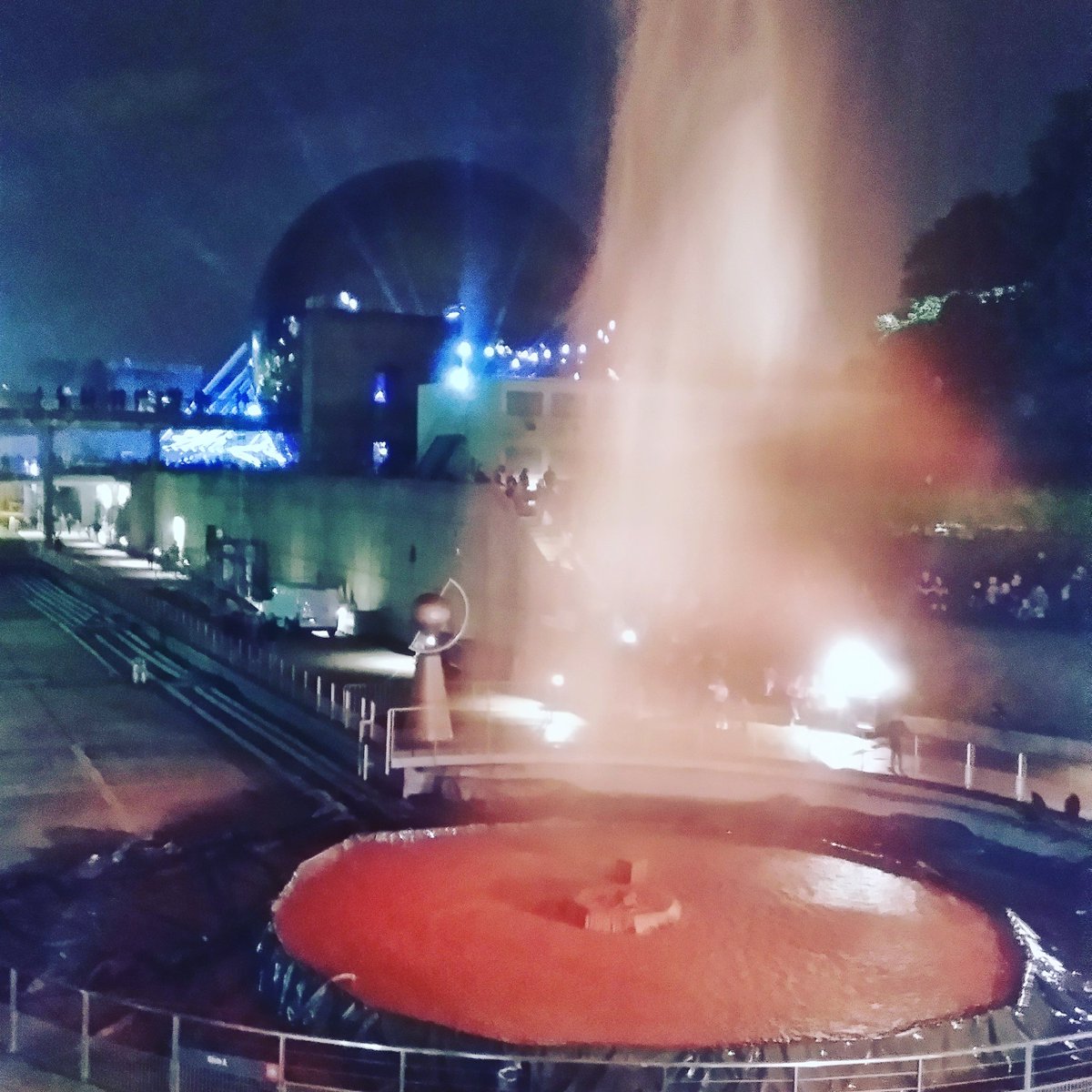 pgms679's tweet photo. Fabien Léaustic : "Geysa"
Installation
Nuit blanche @ La Villette
#NuitBlanche #lavillette #lageode #paris #art https://t.co/dZOpua0a3V