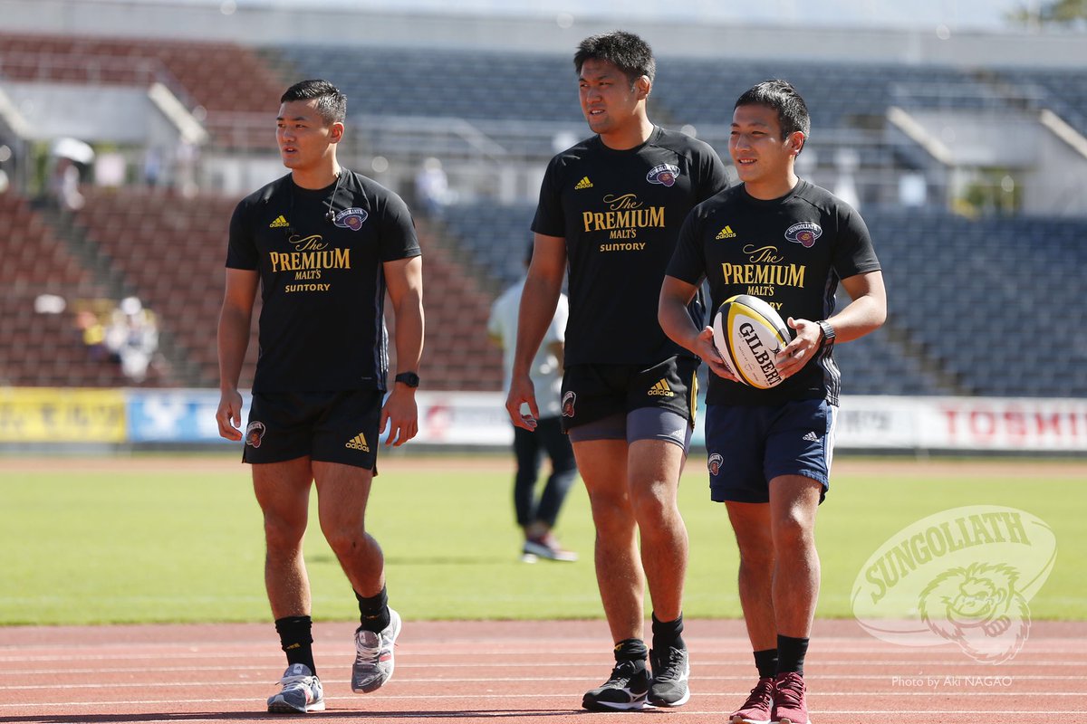 sungoliath's tweet image. 真夏のような暑さの中、選手たちがスタジアムに入りました。

キックオフまであと40分。

#SNTvTJS