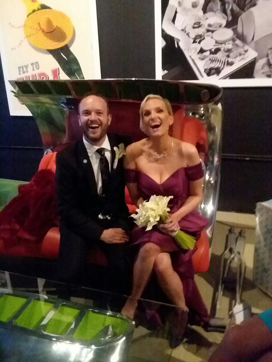 panamexperience's tweet photo. A bride and groom are joining us tonight...that means a bright future for them.
#panamexperience #airhollywood #wedding #love #event #bouquet #smile https://t.co/9ZN1ZkUHQG
