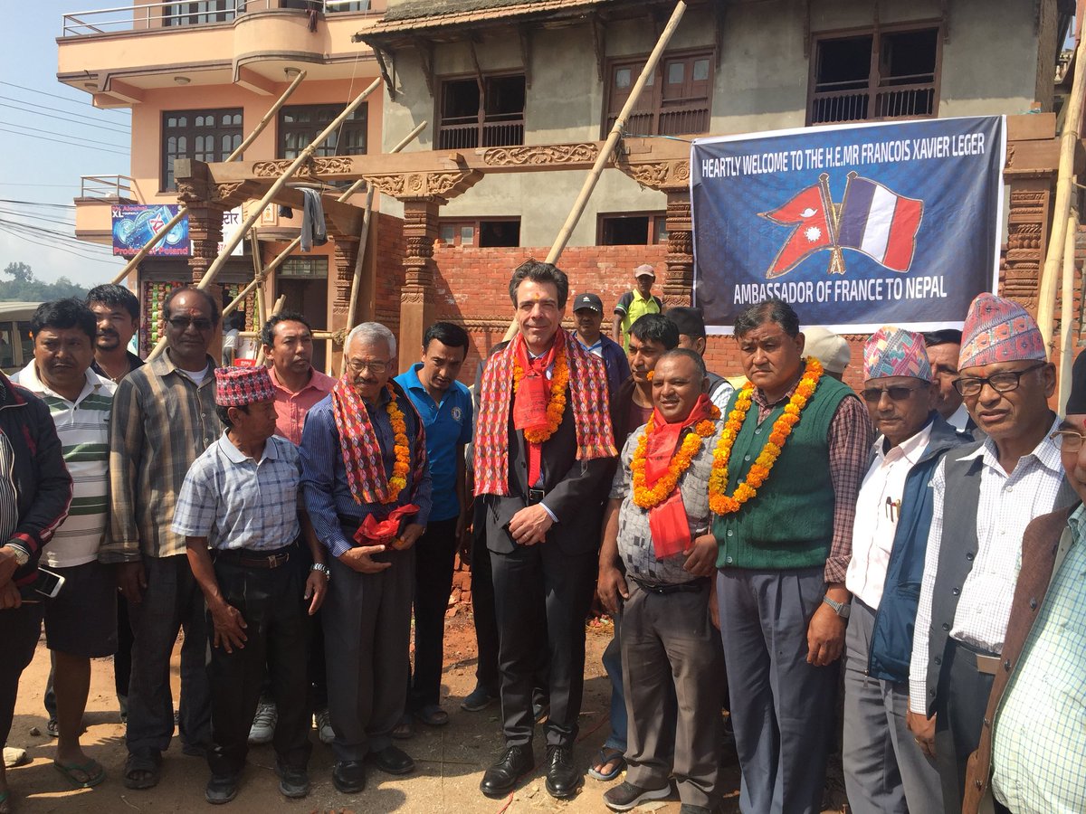 FranceInNepal's tweet image. Honored to be invited by Mahen Shrestha and local communities to cities of #Harisiddhi and #Siddhipur, to admire superb commitment to preserve #Heritage and rebuild after 2015. Also an example of 27 years of people to people exchange with France. @FranceInNepal -FXL