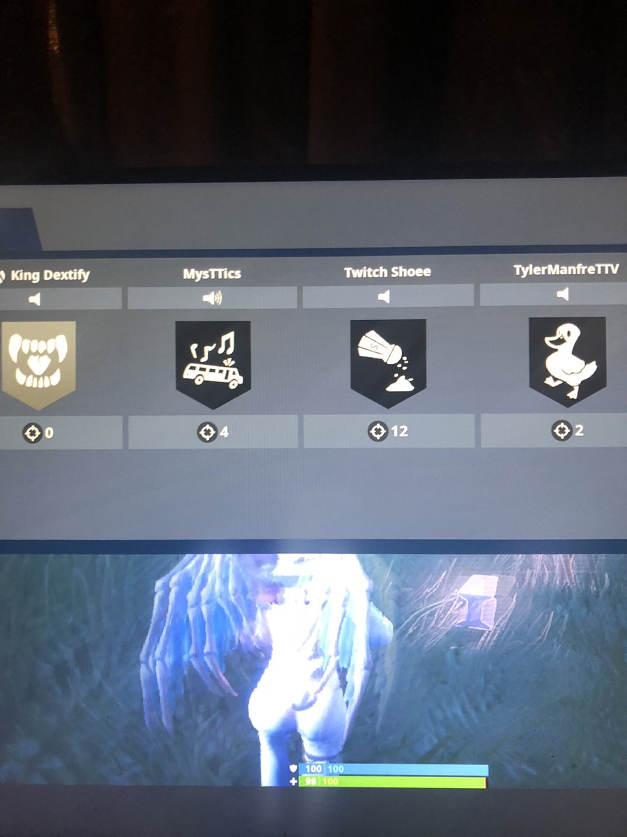 Franeeec's tweet image. We lost but got to be in lobby with @mikeymanfs brother @TylerManfre  good game. #untilenexttime #goodgame @MysTics