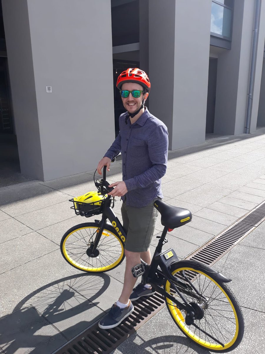 mjsqu's tweet photo. Well that was 6 minutes of fun pootling around #WellingtonWaterfront #onzowatch. Lots of interest in them too. Plus I parked it in a 'no parking zone' and as yet no-one has tripped over it and been maimed or fallen in the sea https://t.co/HiwEQlfDIe
