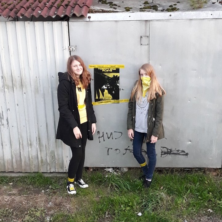 banditossulecin's tweet photo. Okolice szkolnego boiska
05.10.18r.
#localbanditos #localbanditossulecin #localbanditossulęcin #sulecin #sulęcin #banditotour #clique #trench #tøp #twentyonepilots https://t.co/RxD8QlP6KR