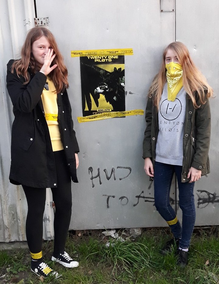 banditossulecin's tweet photo. Okolice szkolnego boiska
05.10.18r.
#localbanditos #localbanditossulecin #localbanditossulęcin #sulecin #sulęcin #banditotour #clique #trench #tøp #twentyonepilots https://t.co/RxD8QlP6KR
