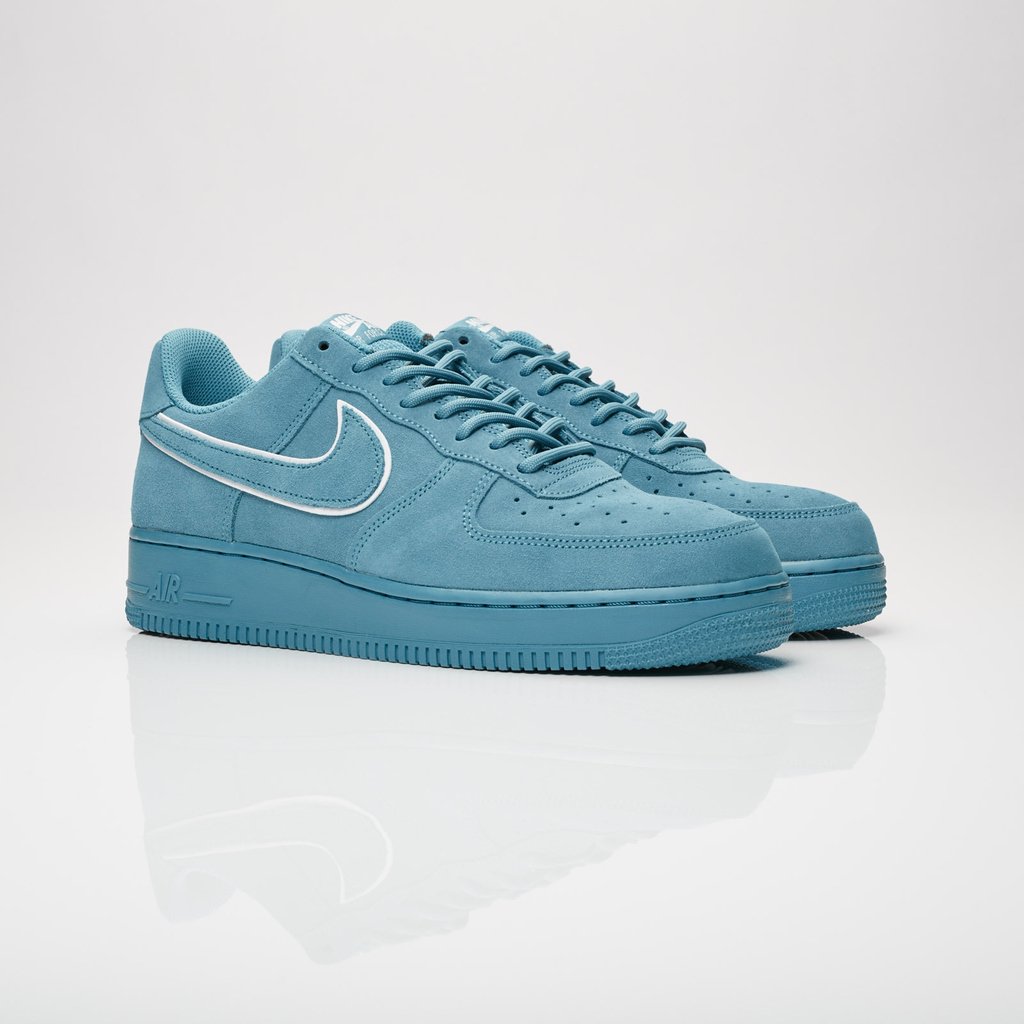sneakersnstuff's tweet photo. I said give me 2 pairs
Cause I need 2 pairs
So I can get to stompin' in my Air Force 1's ✈
Find AF1's on sale here
Easter: https://t.co/k8XRCNRejI
Blue Suede: https://t.co/sZzvL6Id6g
SF Burgundy: https://t.co/B8PSKY23XK
Green :https://t.co/1lTx6DPTzK
All: https://t.co/I827u3RTRR https://t.co/xLTwJ8cTfC