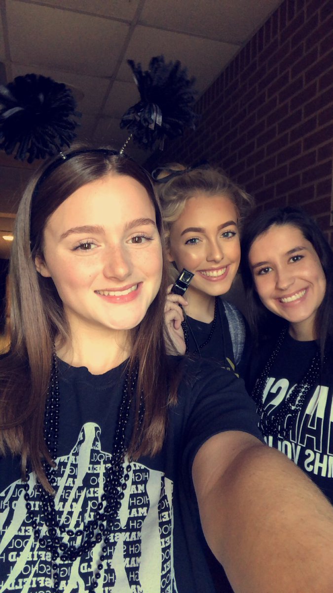 kaitlyngeorge_'s tweet photo. happy birthday sydney!!!!!!! thanks for being one of my best friends &amp; ily 💗 https://t.co/vr53aNnQyV