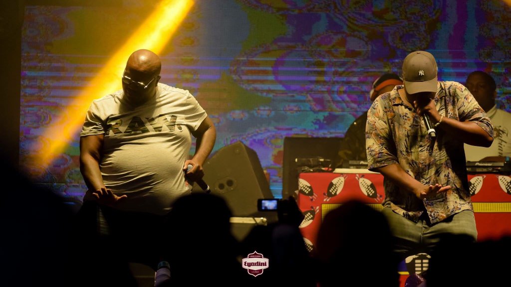 eyadini_lounge's tweet photo. @LvovoSA & Danger Big-Nuz on stage
2018 DURBAN SWAZI PARTY 🇸🇿
#DSP2018 #EyadiniExperience #SwaziParty2018 https://t.co/wzw0pAaQtf