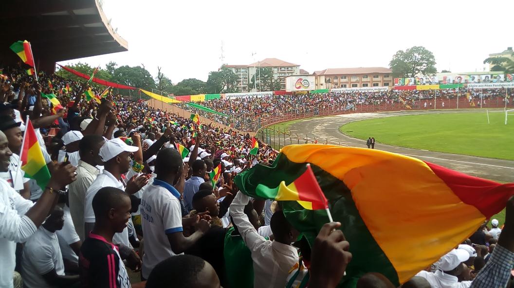 LaminePhilo's tweet photo. #Guinée -#Conakry Il a le soutient de la majorité silencieuse.. https://t.co/ffNE0Gx5QL