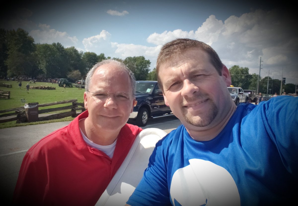 BrandonReed4KY's tweet photo. When you roll at Lincoln Days ... you roll with ABE! Bright day 2 shake hands &amp; plant seeds 4 a #BetterKY with #Reed4KY #ReedTeam Thank you @brettguthrie for helping us out today! https://t.co/xRuRkgOxcP