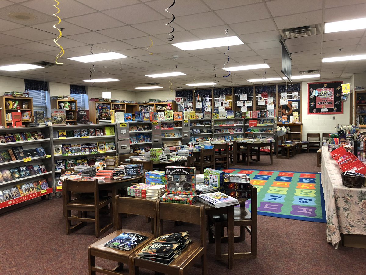 LibraryMacon's tweet image. Macon Elementary Library is having their Fall Book Fair this week.