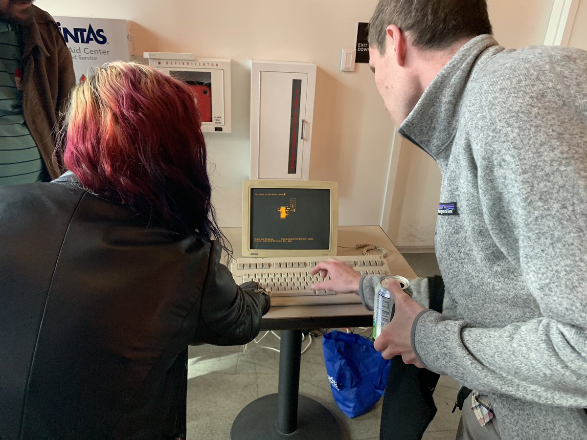 DavemanInSF's tweet photo. #roguelikecel Trying to figure out how to play Nethack at the Roguelike Celebration. https://t.co/GEVJXbSQPR