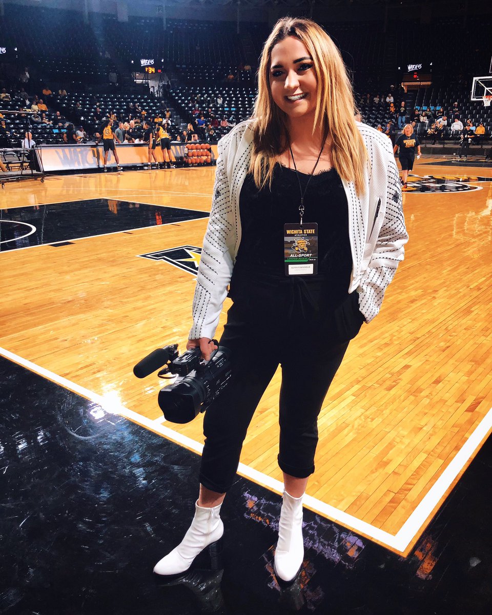 AliyahFun's tweet photo. back like it never left 👀 🏀🎥#ShockerBasketball https://t.co/srxhUTlM7T