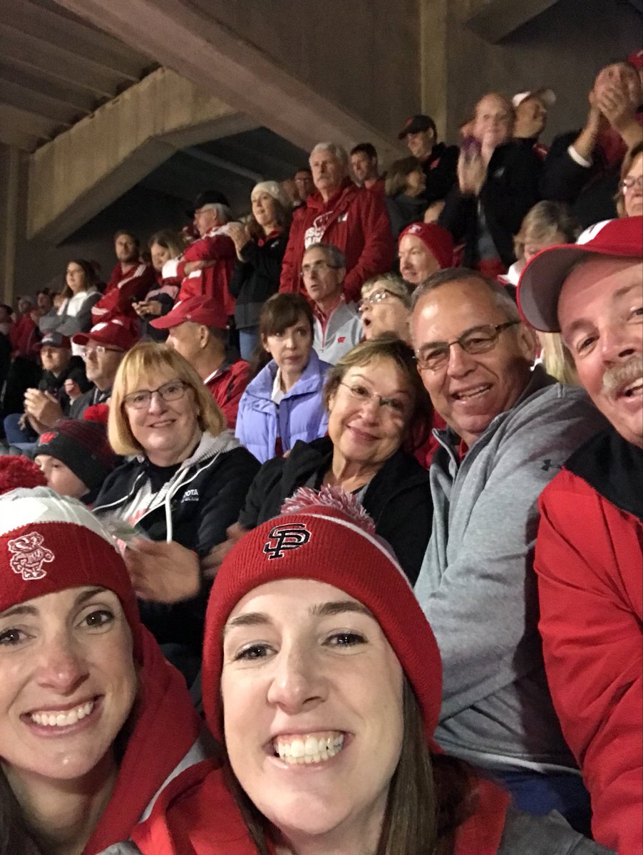 CarrieBreunig's tweet photo. Let’s go red! #uwbadgers https://t.co/pVPSTLA4gp