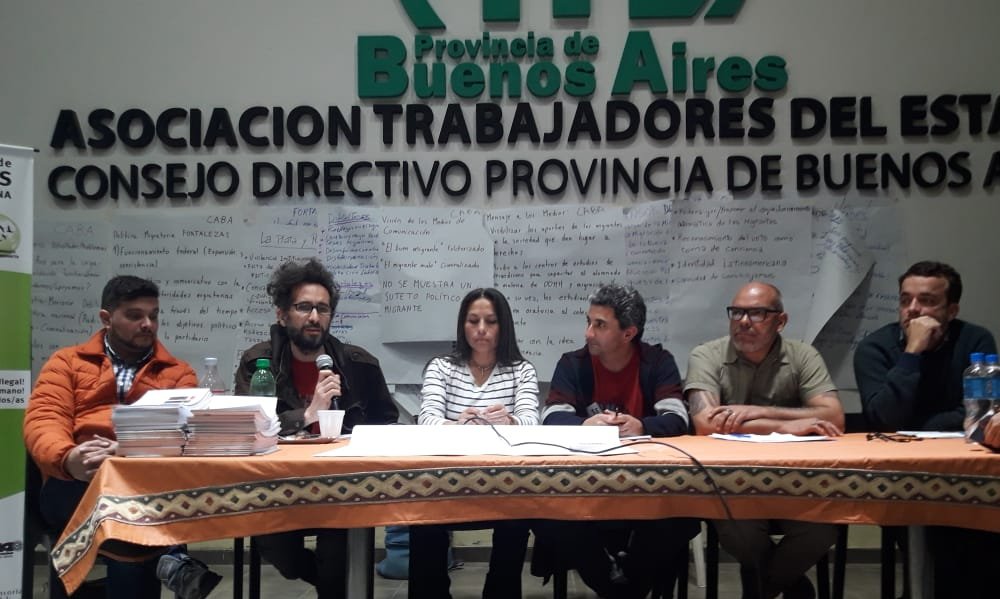 Panel "La organización de Trabajadores Migrantes" en el 5° Encuentro Nacional de Líderes Migrantes en #LaPlata @agenciaCTA @PrensaCTABsAs <a href="/ateprensa/">Prensa ATE Nacional</a> <a href="/ATEBuenosAires/">ATE Buenos Aires</a> <a href="/EstatalesCLATE/">CLATE</a> <a href="/CTAGlobal/">CTA Internacional</a>