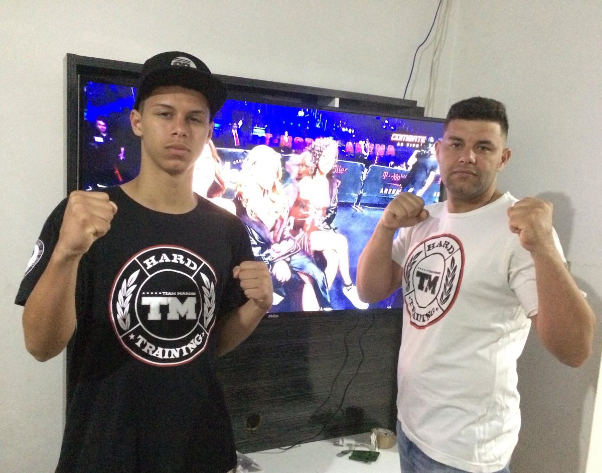 matheusjaum's tweet photo. #UFC229NoCombate Matheus e Tiago ligadíssimos no #UFC229 Canoinhas/SC heeeey https://t.co/i4eEclgRoS