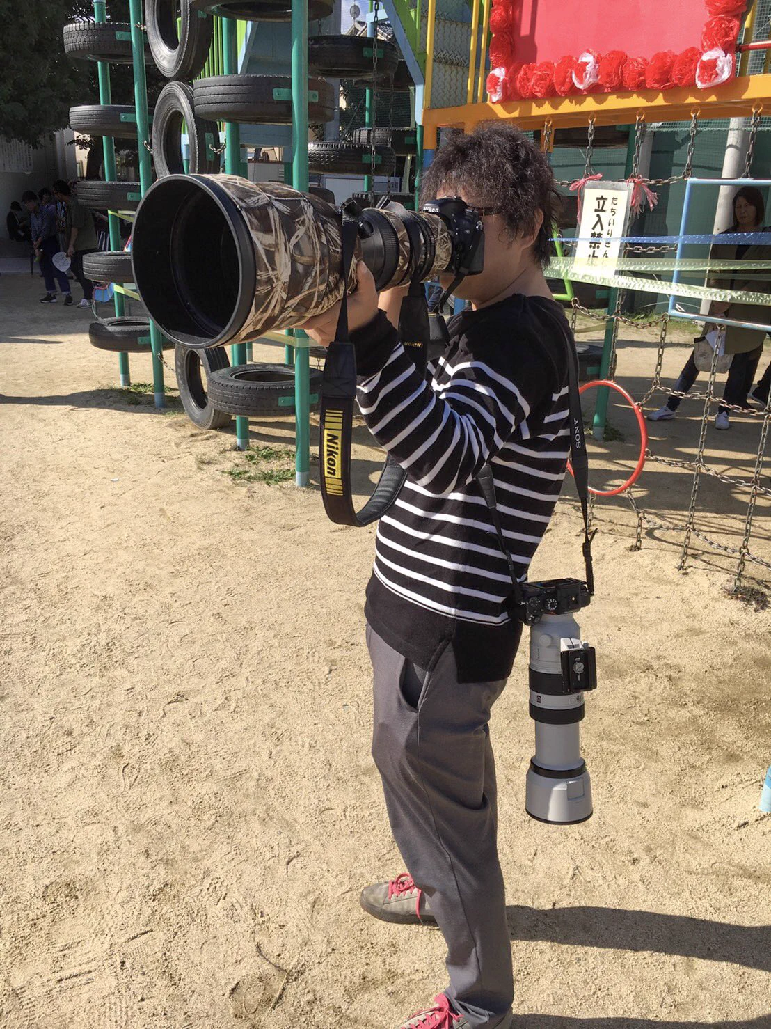 運動会で娘を可愛いく撮りたい！！そんな父のカメラがガチすぎてビビるww