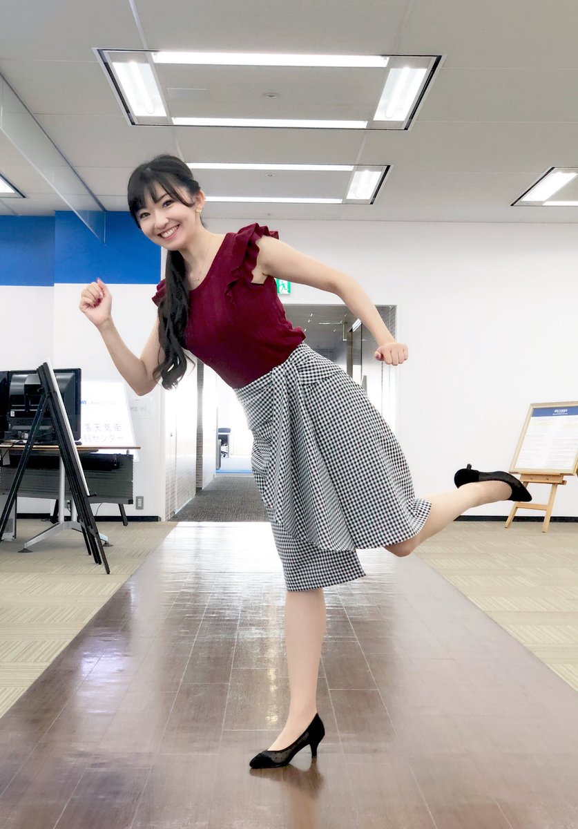 江川 清音 ウェザーニュースlive 10月7日 日 千葉幕張は 晴れ時々曇り と予想 晴れて気温上昇 お出かけ日和です 30 位まで気温が上がるので 今日は久々 今年最後 のノースリーブ でも色は秋色で ボルドー好き ˊᵕˋ 勝手に予想