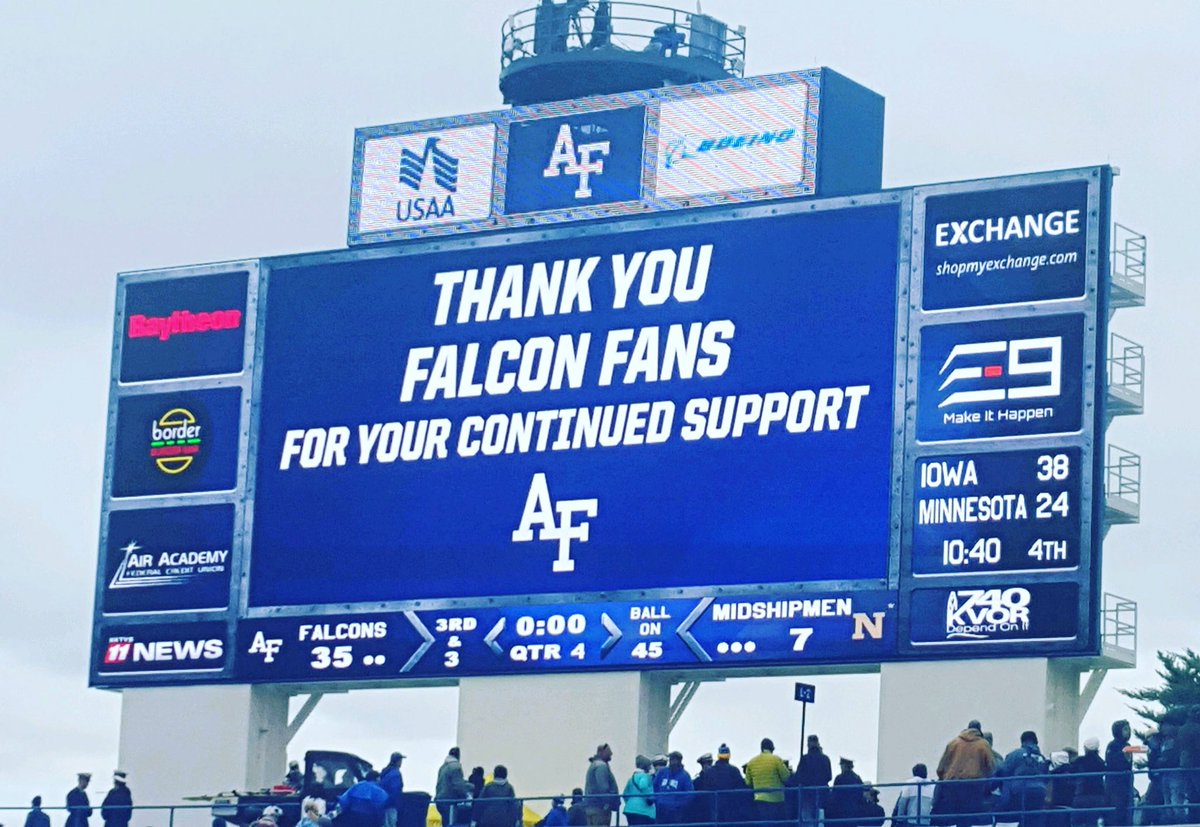 JulianaLoBiondo's tweet photo. #AirForce wins! 24 hour passes to the entire cadet wing #Happiness #USAFA #USAFAMom 🇺🇸🇺🇸✈️✈️ https://t.co/zKgmdqUjy4